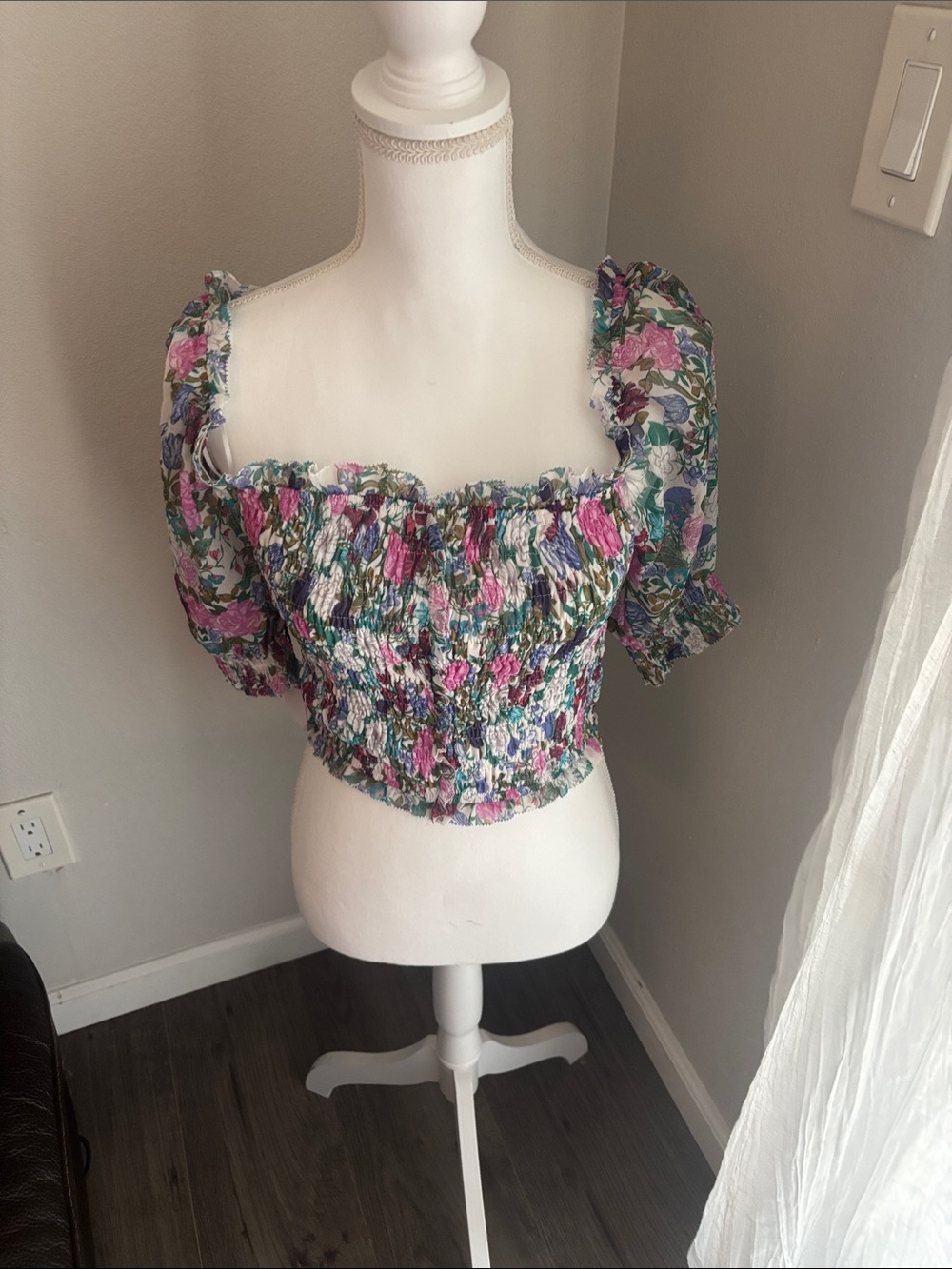 Astr Smocked Floral Puff-Sleeve Crop Top - Pink, Green & Blue